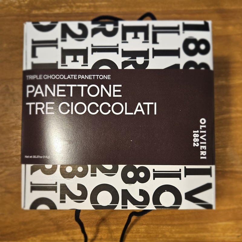 Olivieri Panettone Tre Cioccolati